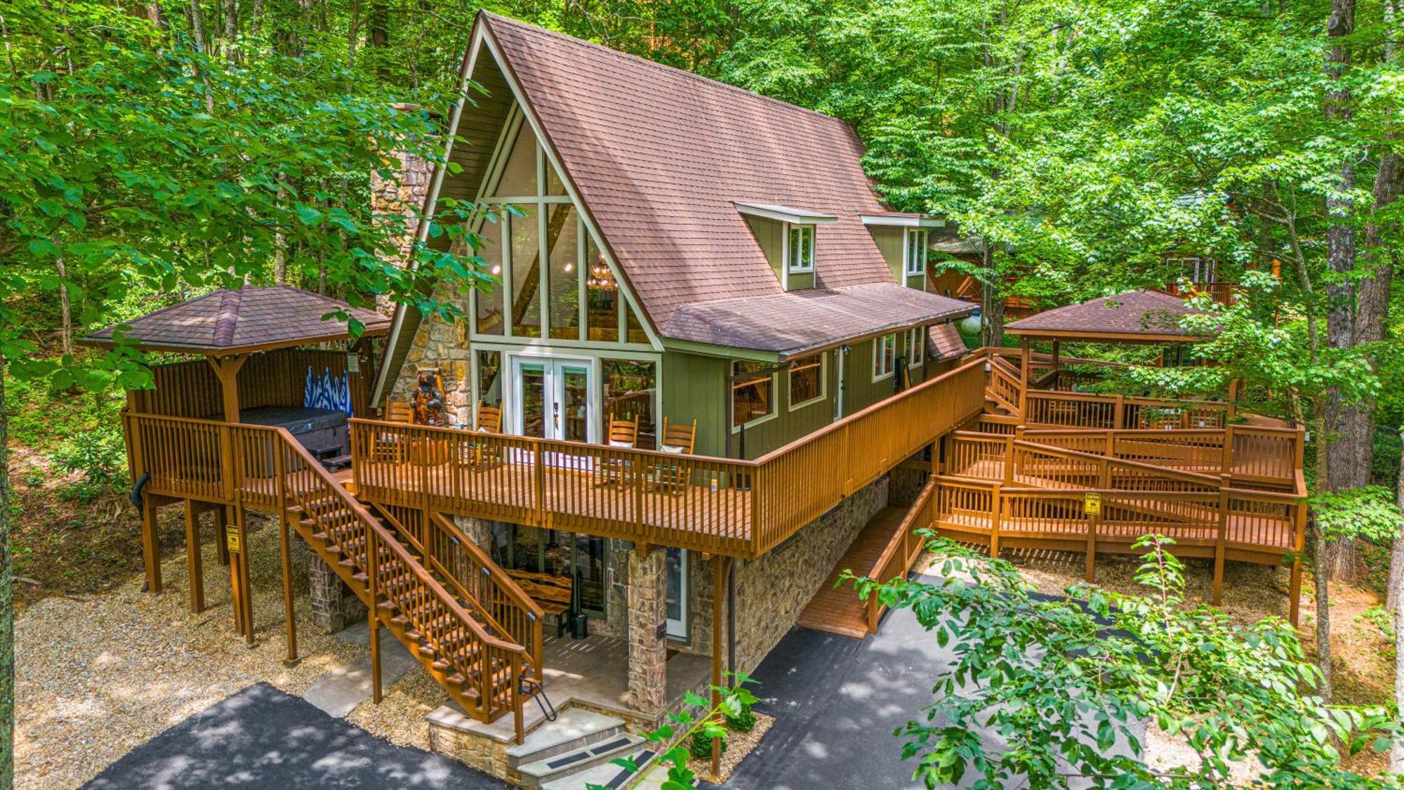 1Mile Downtown, Handicap Ramp, Hot Tub, Game Room Gatlinburg Kültér fotó